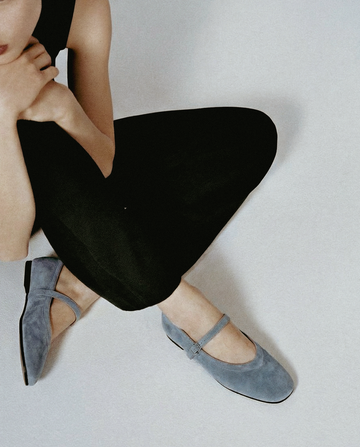Azzurro, Ballerina di Pelle